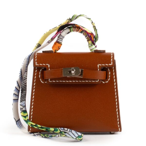 Hermès Kelly Twilly Charm Fauve Tadelakt PHW