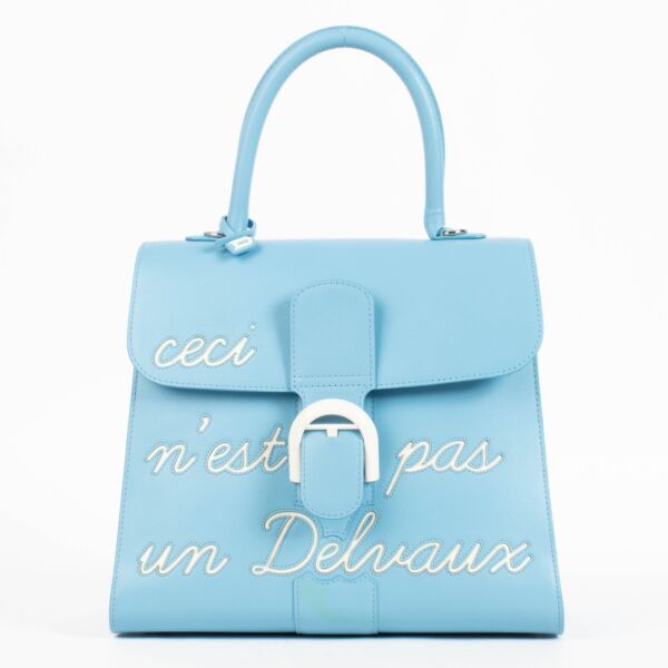 Shop the authentic Delvaux Ciel Box Calf Brillant L’Humour MM second hand on Replica Shoes .