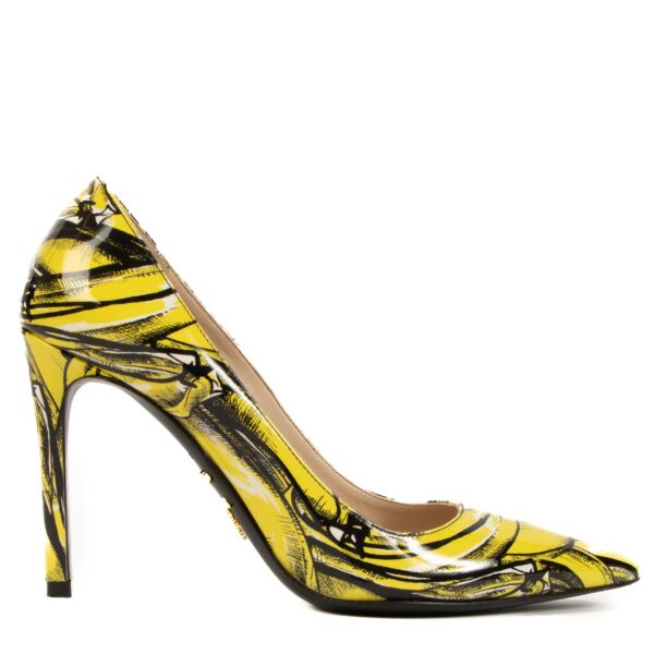 Prada Yellow Banana Print Patent Leather Pumps - Size 35.5