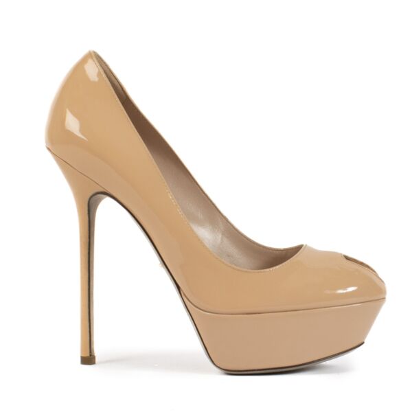 Sergio Rossi Beige Patent Platform Heels - Size 38,5
