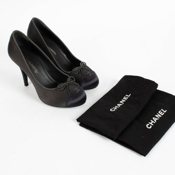 Chanel Black Satin Pumps - Size 39 